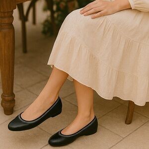 Stuart Weitzman Black Leather Embellished Ballet Flats SZ 8